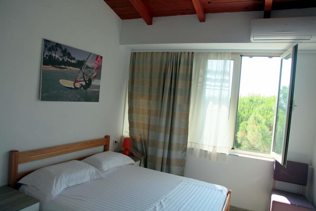 Hotel Princi i Vogel Velipojë Esterno foto