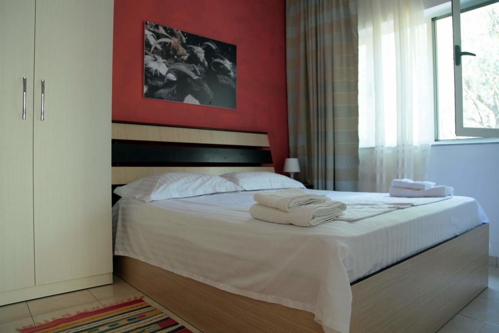 Hotel Princi i Vogel Velipojë Esterno foto