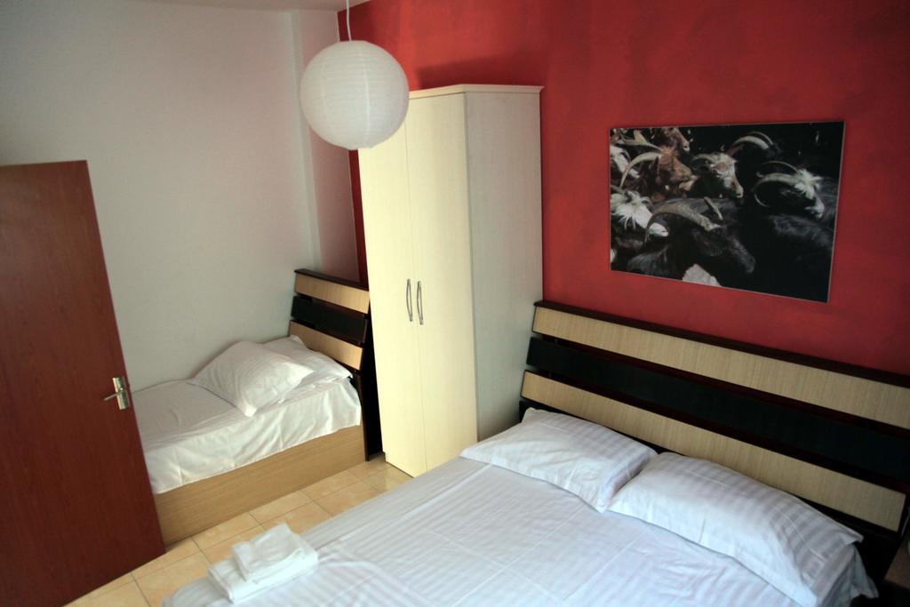 Hotel Princi i Vogel Velipojë Esterno foto